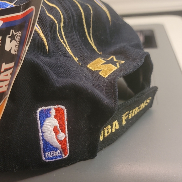 Vintage STARTER Chicago Bulls NBA CHAMPIONS 91 92 93 96 97 98 Strapback Hat Cap - Picture 4 of 5